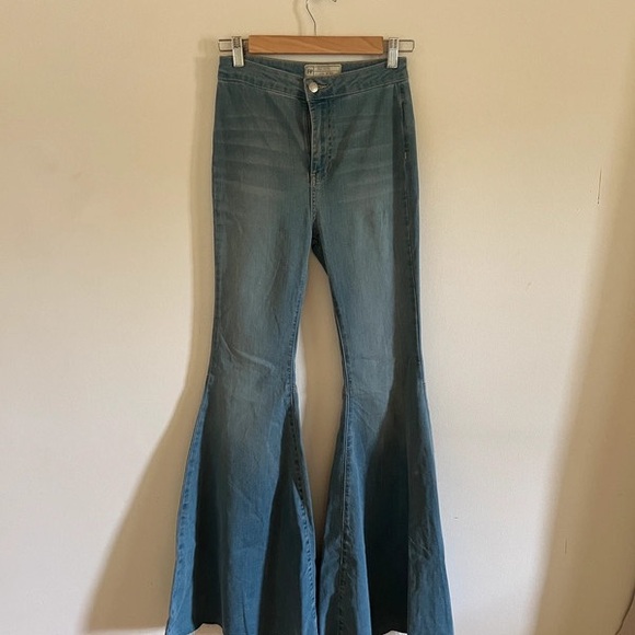 Free People Blue Flare Jeans - Picture 1 of 4